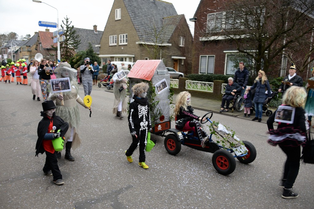 ../Images/Kinderoptocht 2016 046.jpg